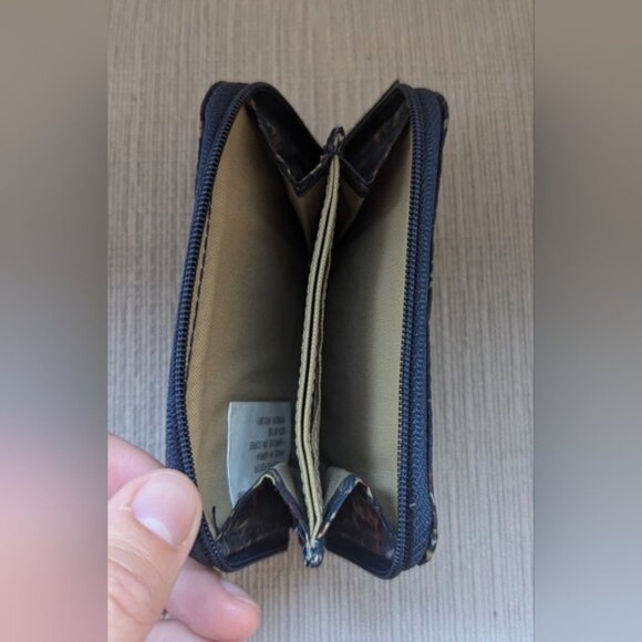 Eddie Bauer Zip Wallet and Coin Purse - Picture 3 of 3